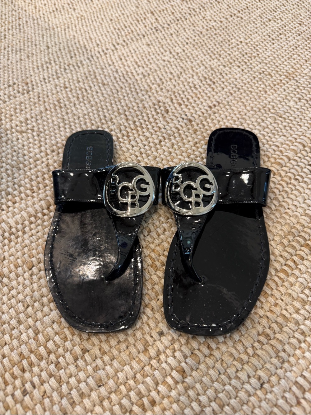 Vintage Y2K BCBGIRLS Black Patent Leather Thong Sandals